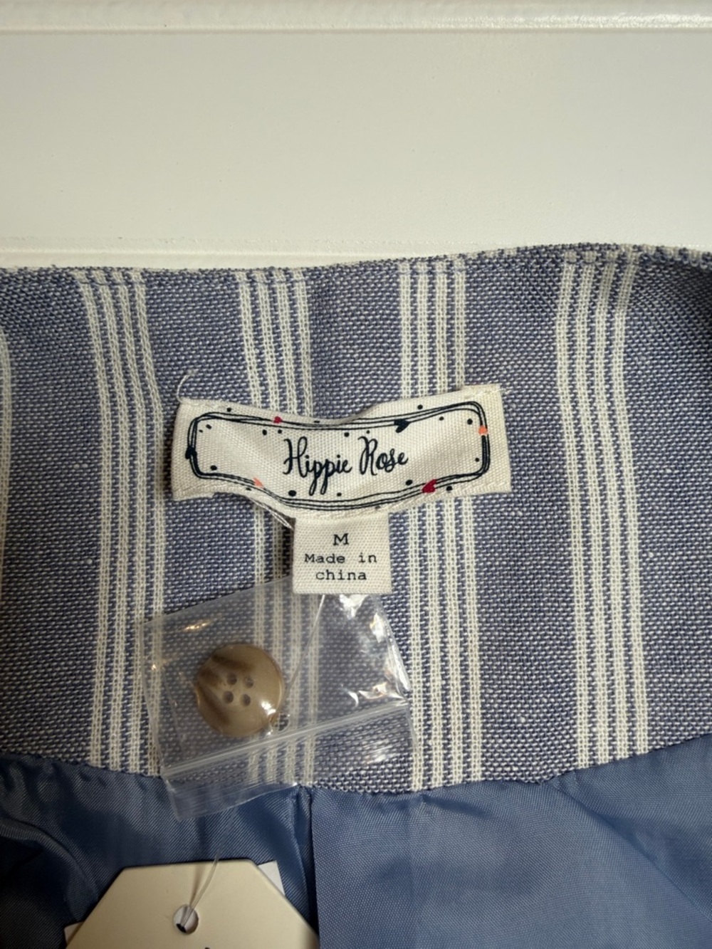Hippie Rose Blue and White Striped Sleeveless Vest Size M - Picture 4 of 8